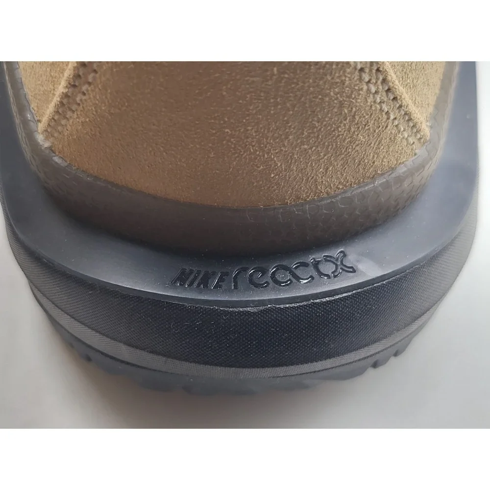 Nike Cygnal Hiking Boots Mens 7 Desert‎ Ore Waterproof FV4332-201